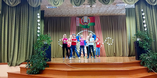Женский праздник!