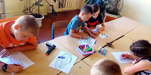 Разукраскины миры