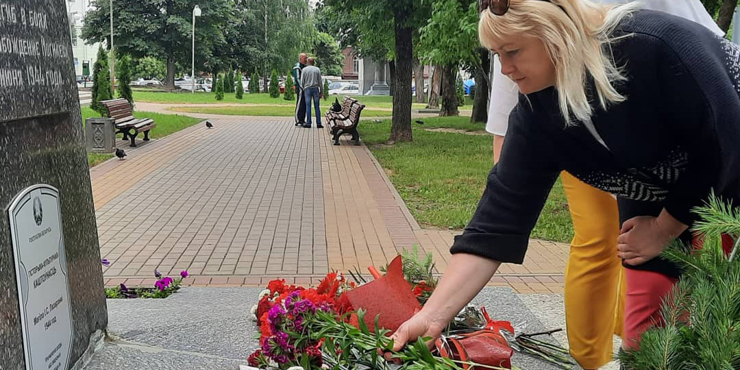 Память о героическом подвиге священна